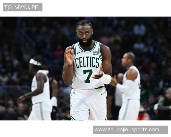 今天绿军主场迎战76人杰伦布朗伤愈复出助力球队争胜