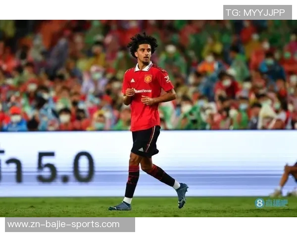 9岁加入曼联的伊克巴尔在22岁时力挽狂澜淘汰印尼与加纳乔同龄成就辉煌